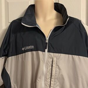 Columbia Black and Cream Windbreaker